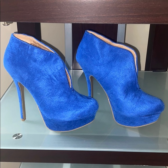 Ankle bootie heels - Picture 2 of 4